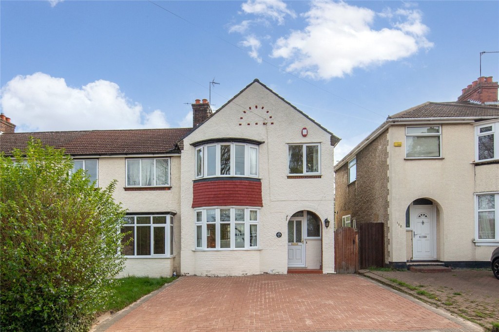 Luton, Bedfordshire, 3 bedroom, End Terrace House