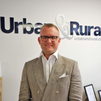 Alex  Keeble, Valuer