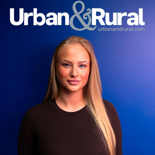 Zoe Hobart, Branch Manager